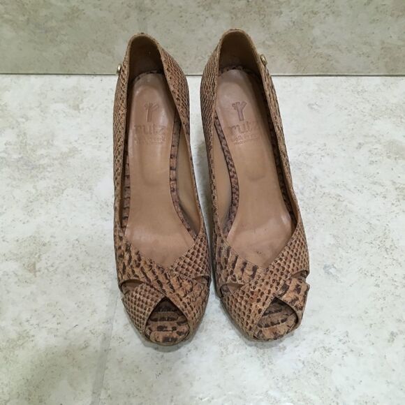 RUTZ WALK IN CORK PEEP-TOE HEELS IN PYTHON - Picture 2 of 12